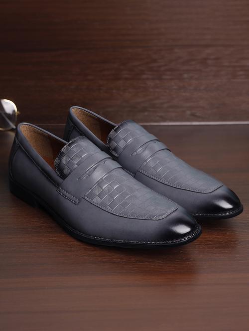 men dual shade slip on moccasin shoes - 21747919 -  Standard Image - 0