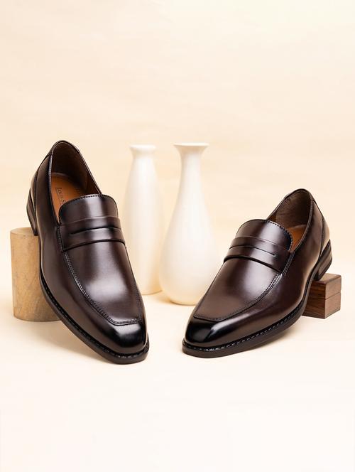men brown slip on loafer - 21747924 -  Standard Image - 0