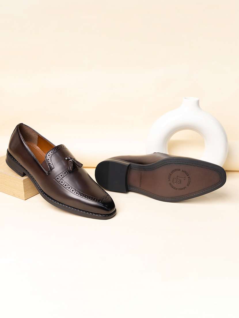 men solid slip on tassel detailed moccasin shoes - 21747938 -  Standard Image - 1