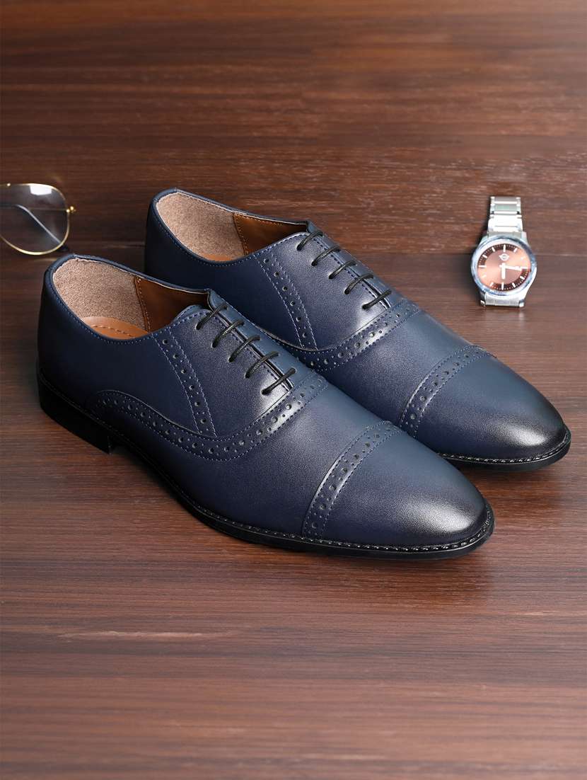 men solid lace-up oxfords