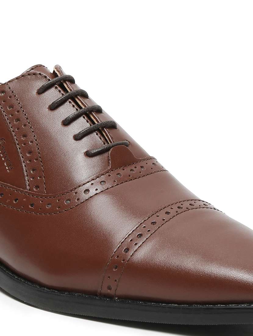 men solid lace-up oxfords - 21748002 -  Standard Image - 4