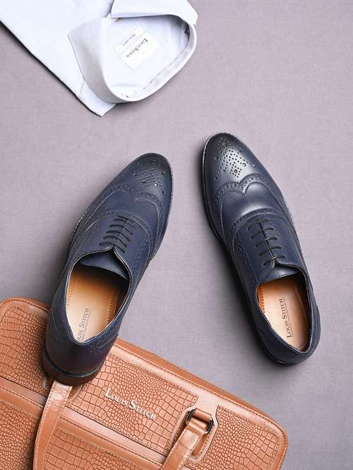 men blue lace-up brouges - 21748012 -  Standard Image - 0