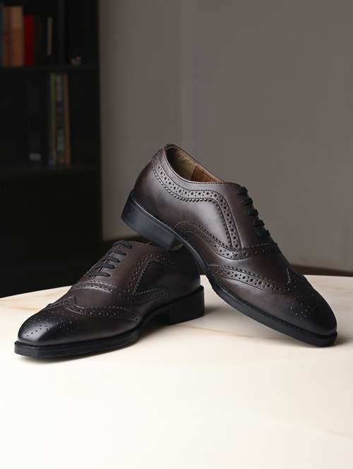 men solid lace-up brouges - 21748037 - Standard Image - 0