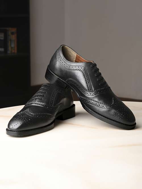 men solid lace-up brouges - 21748038 - Standard Image - 0