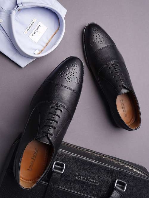 men solid lace-up brouges - 21748075 -  Standard Image - 0