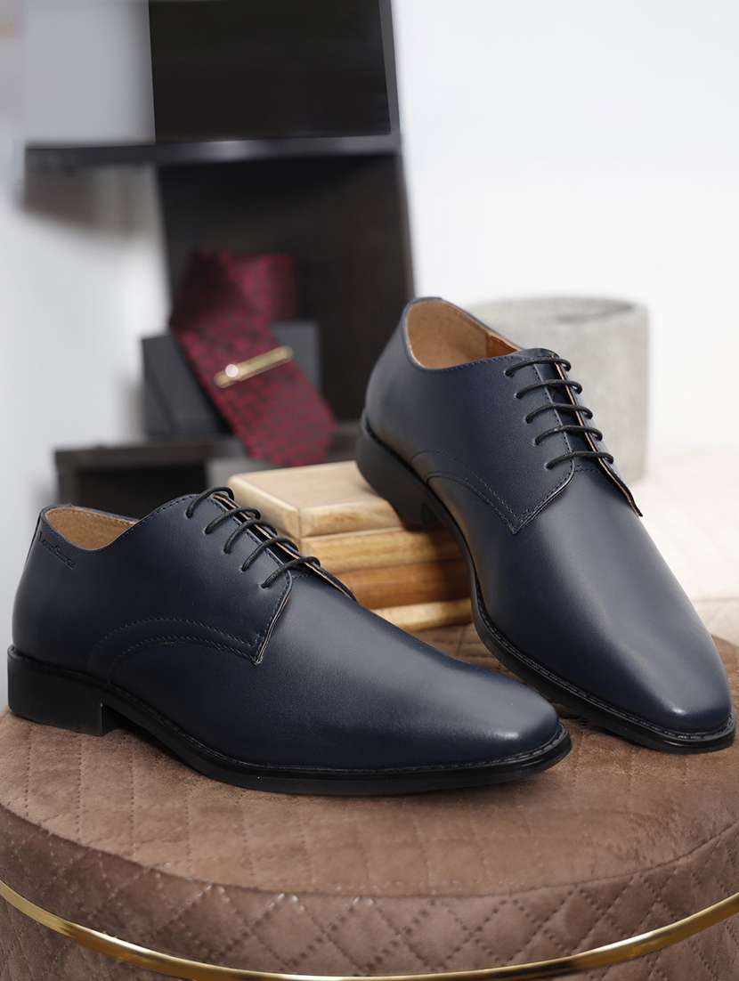men solid lace-up derbies
