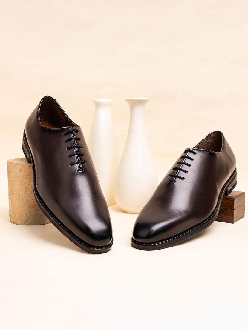 men solid lace-up oxfords - 21748097 - Zoom Image - 0