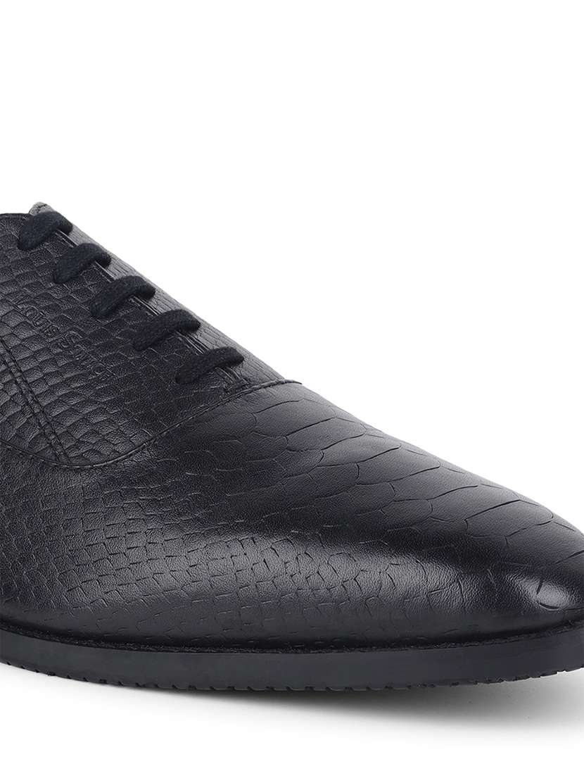 men textured lace-up oxfords - 21748108 -  Standard Image - 4