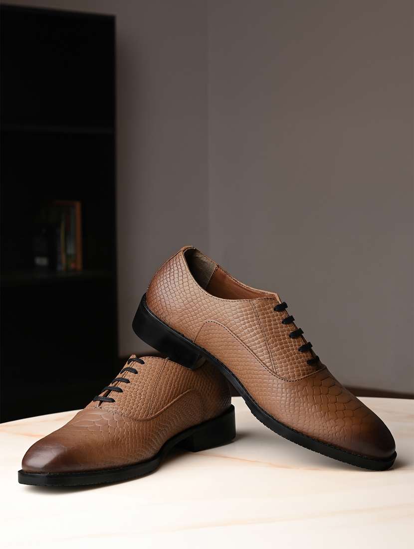 men textured lace-up oxford formal shoes