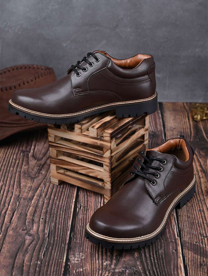 men solid lace up hiking boots - 21748404 -  Standard Image - 1