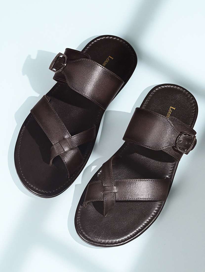 men solid toe separator sandal - 21748469 -  Standard Image - 1