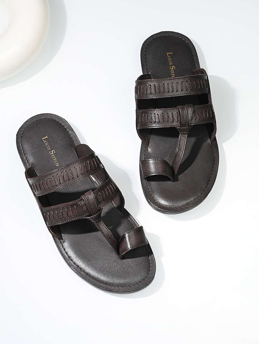 men solid one toe sandal - 21748472 -  Standard Image - 1