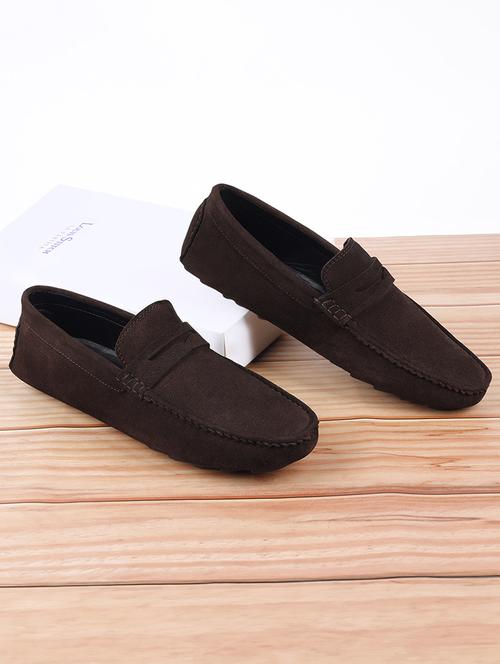men solid slip on loafers - 21748491 -  Standard Image - 0