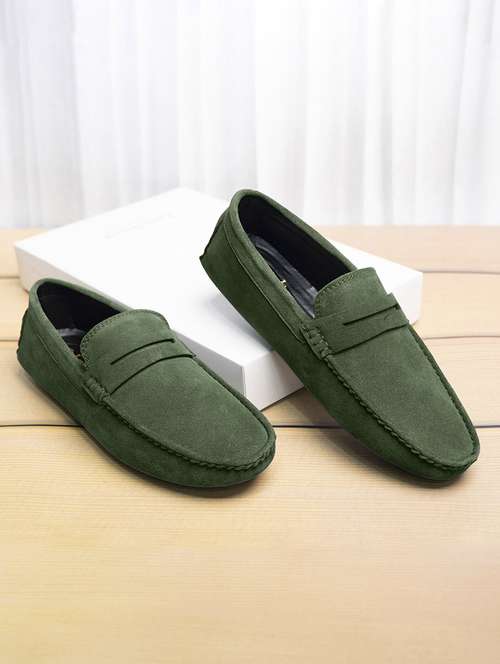 men solid slip on loafers - 21748507 - Standard Image - 0