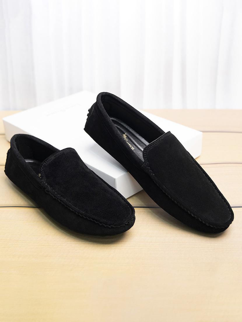 men solid slip on loafers - 21748514 - Zoom Image - 0