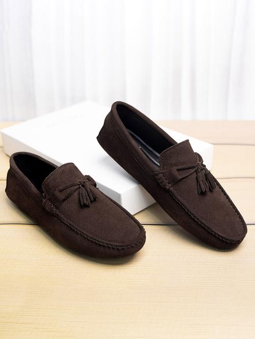 men solid slip on tassel detailed loafers - 21748516 - Standard Image - 0