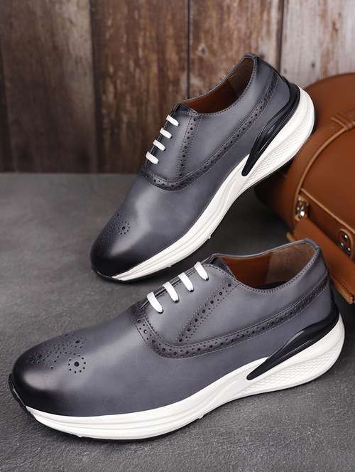 men solid lace up casual shoes - 21748528 - Standard Image - 0