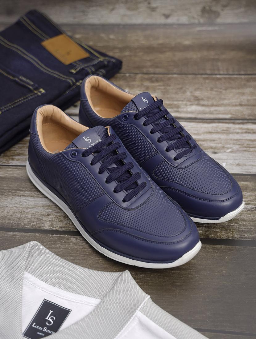 men solid lace up casual shoes - 21748540 - Zoom Image - 0