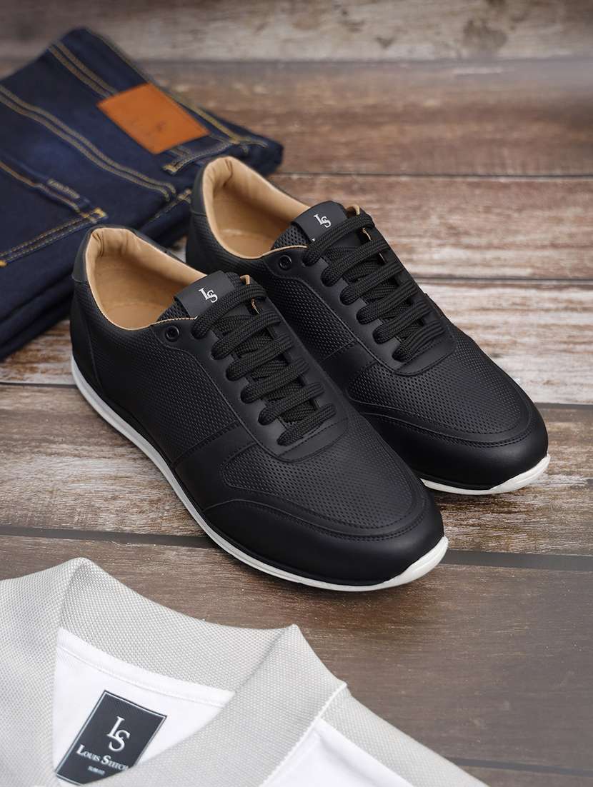 men solid lace up casual shoes