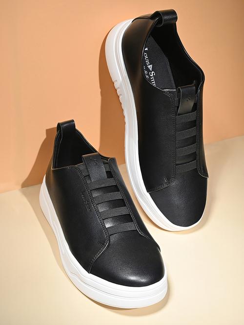 men solid slip on sneakers - 21748546 -  Standard Image - 0