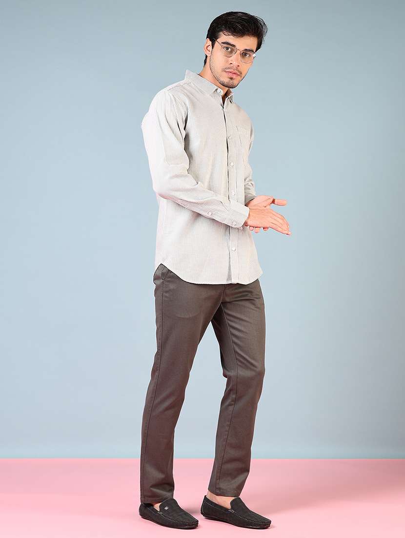 men solid mid rise casual chinos - 21749681 -  Standard Image - 4