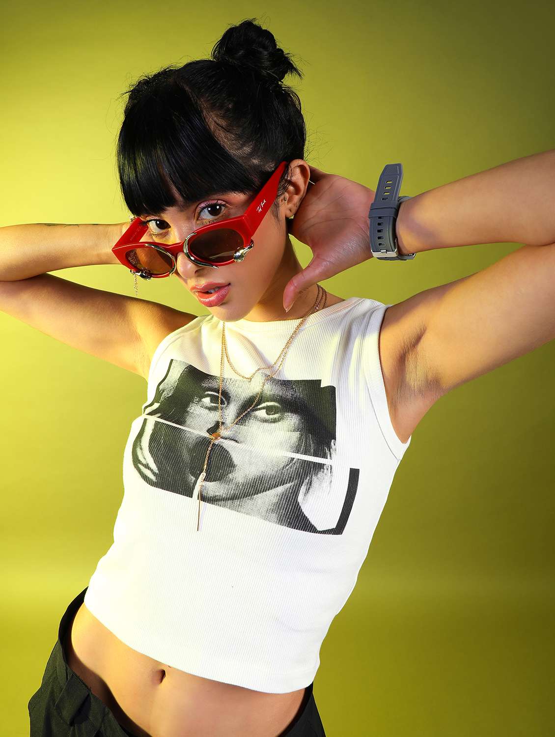 women printed sleeveless crop top