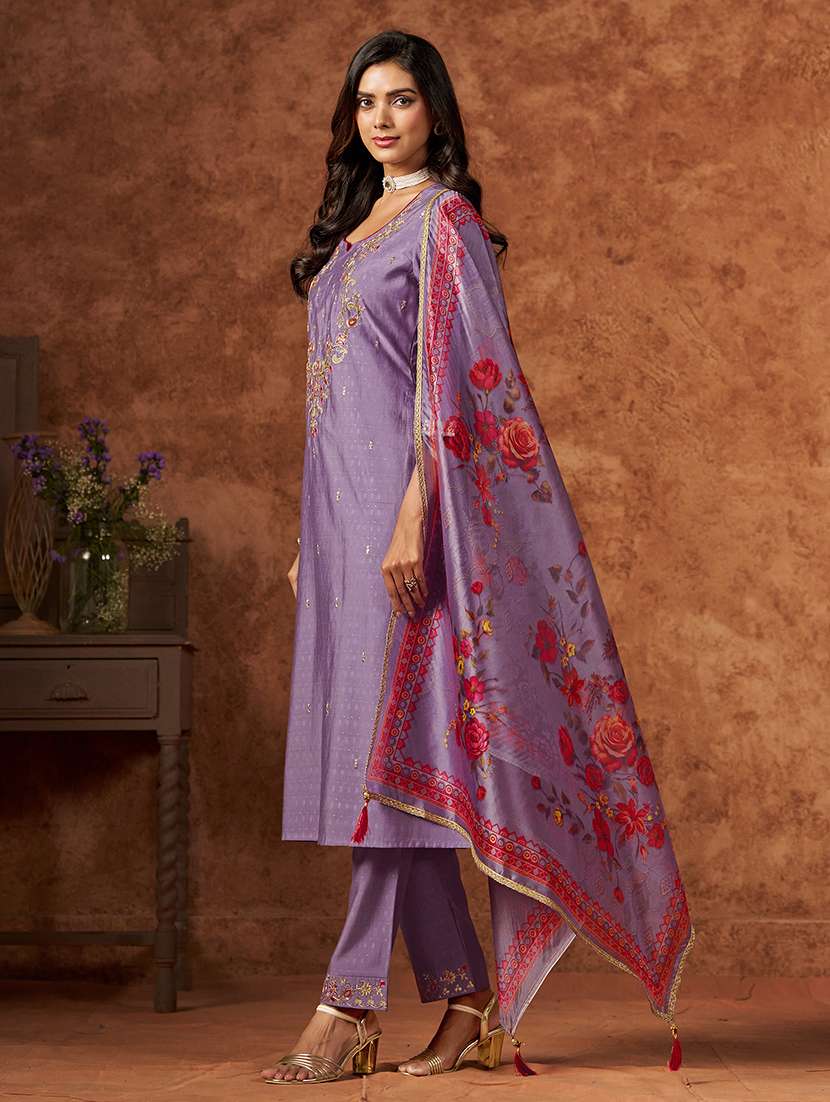 women three quarter sleeve kurta pant with dupatta set - 21750337 -  Standard Image - 1