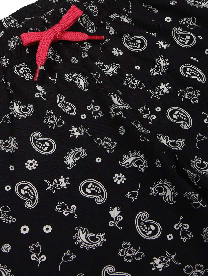 black cotton shorts and threefourth - 21750382 - Standard Image - 4