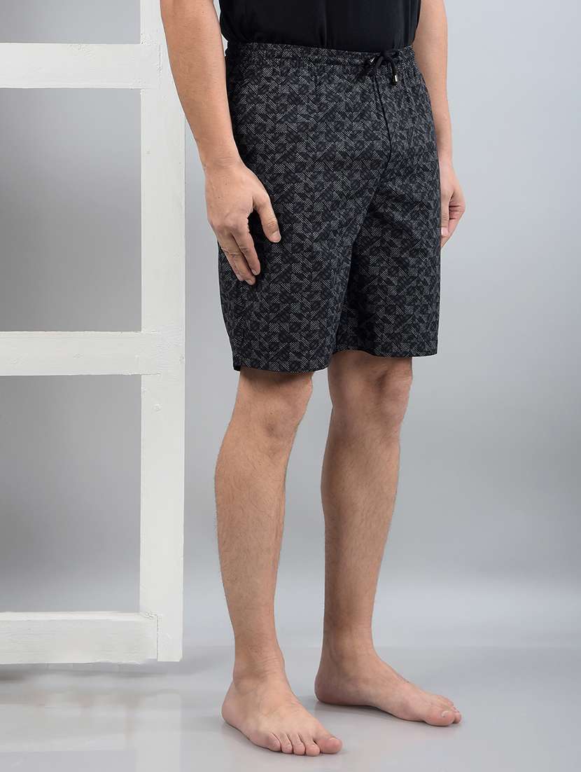 men printed mid rise bermuda shorts - 21750646 -  Standard Image - 1