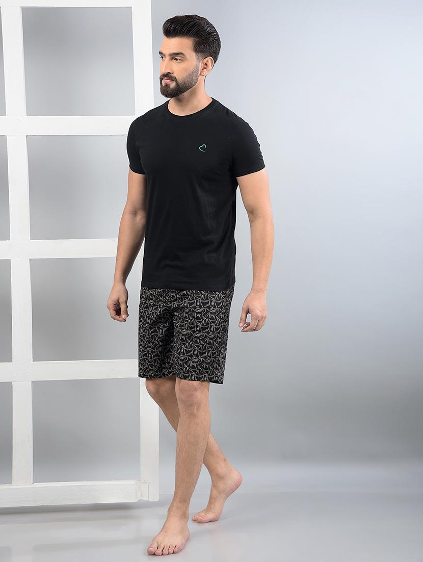 men printed mid rise bermuda shorts - 21750649 - Standard Image - 4