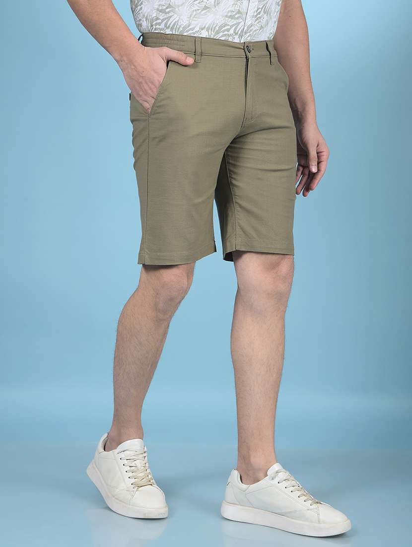 Men Solid Mid Rise Shorts - 21750650 -  Standard Image - 1