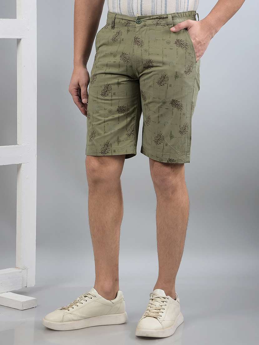 men printed mid rise shorts - 21750651 -  Standard Image - 4
