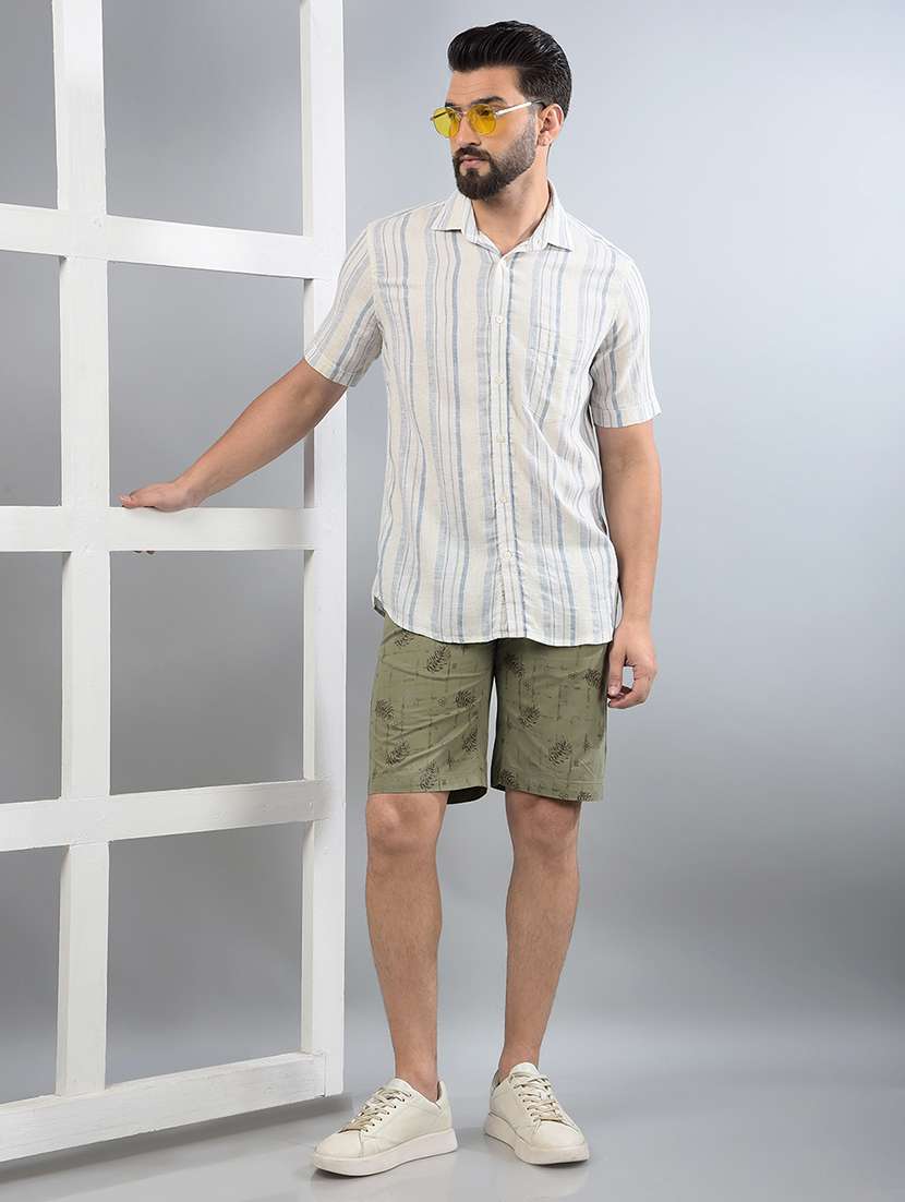 men printed mid rise shorts - 21750651 -  Standard Image - 6