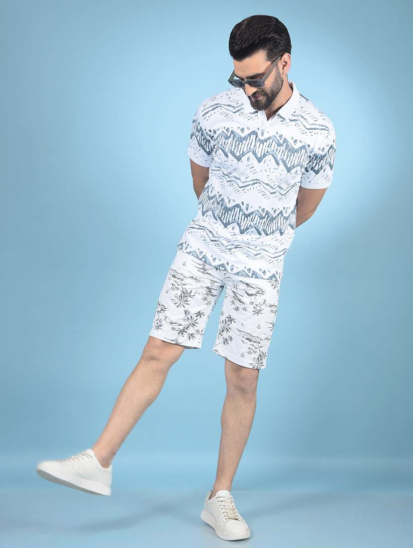 men tropical printed mid rise slim fit shorts - 21750657 -  Standard Image - 4
