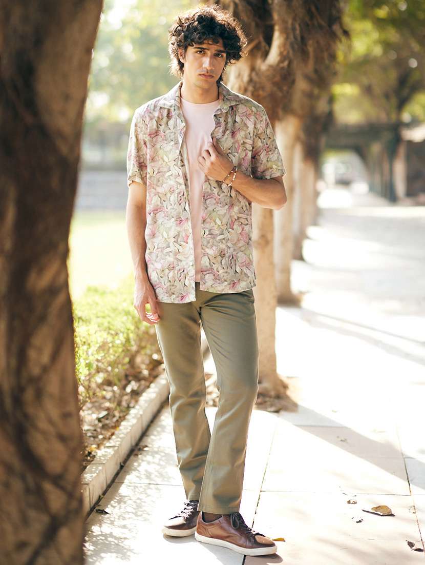 men solid mid rise chinos trouser  - 21750660 -  Standard Image - 1