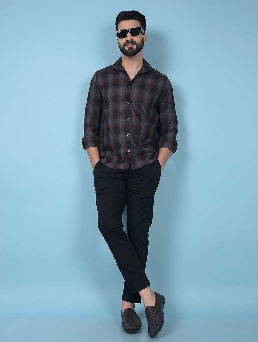 men solid mid rise chinos casual trouser - 21750675 -  Standard Image - 4