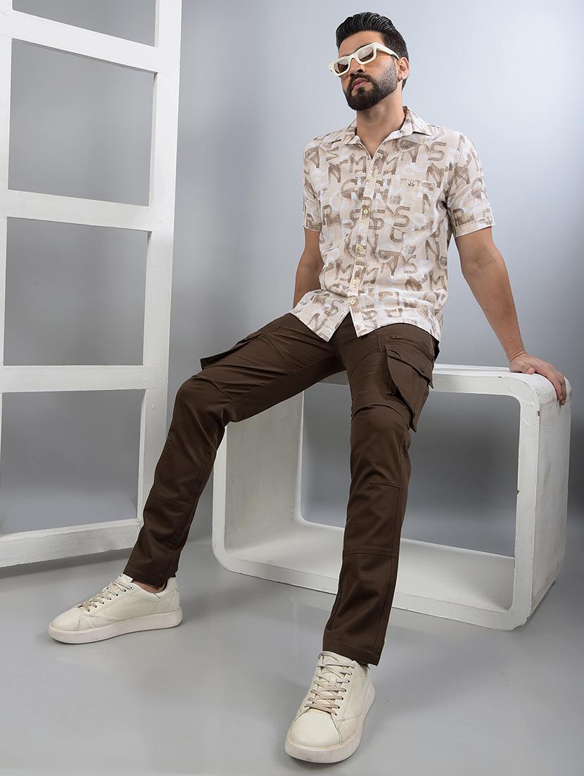 men solid mid rise regular fit cargo - 21750688 - Standard Image - 4