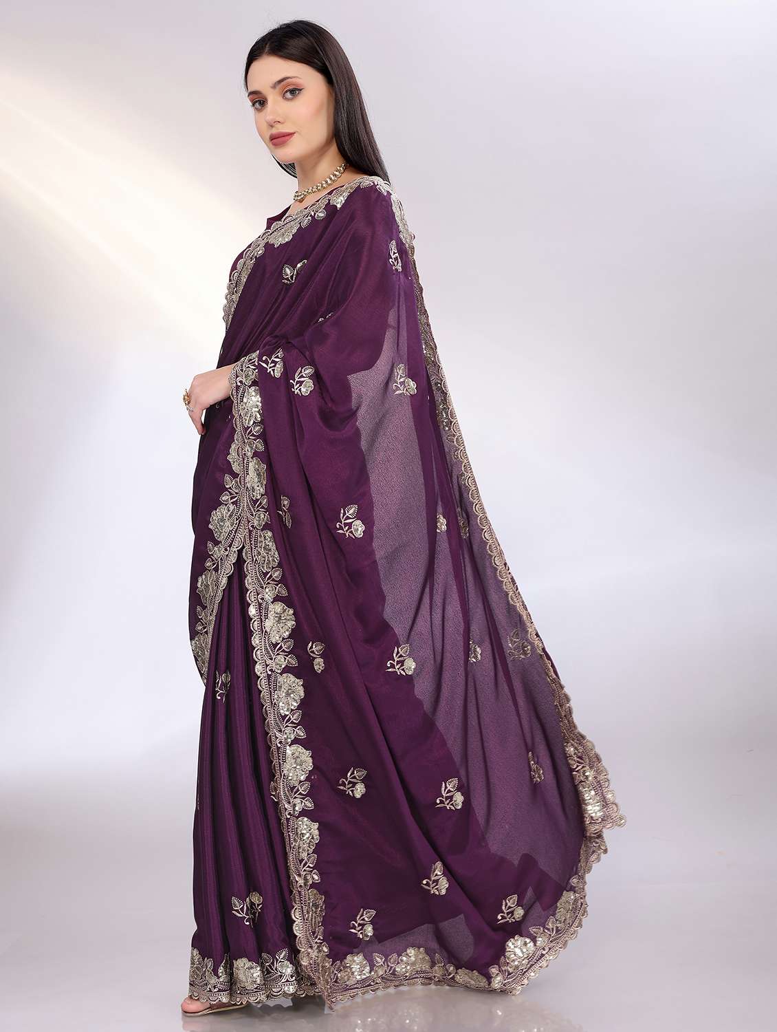 women solid with work embroidered saree with blouse - 21753246 -  Standard Image - 1