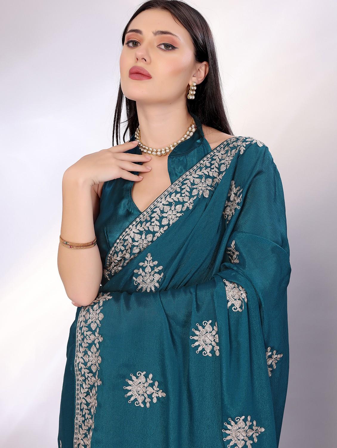 women solid with work embroidered saree with blouse - 21753259 - Standard Image - 4
