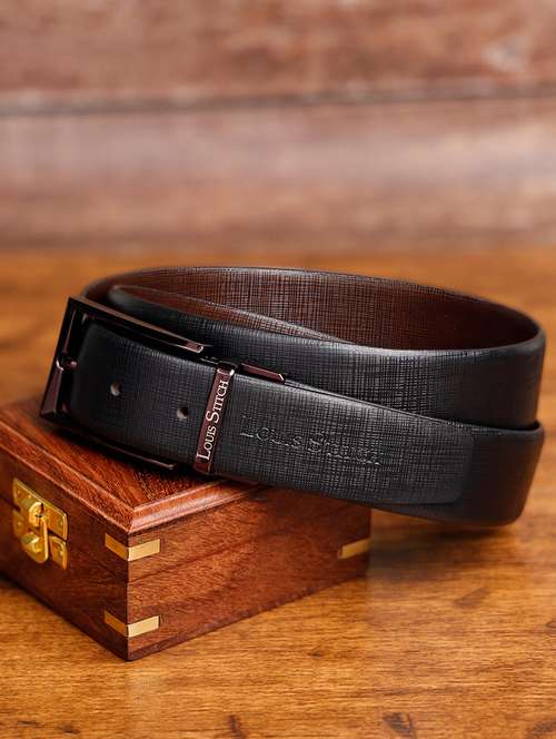 men pin buckle reversible leather belt - 21762054 -  Standard Image - 0