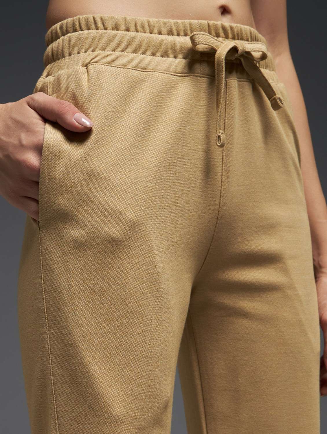 women solid mid rise track pant - 21762320 - Standard Image - 4