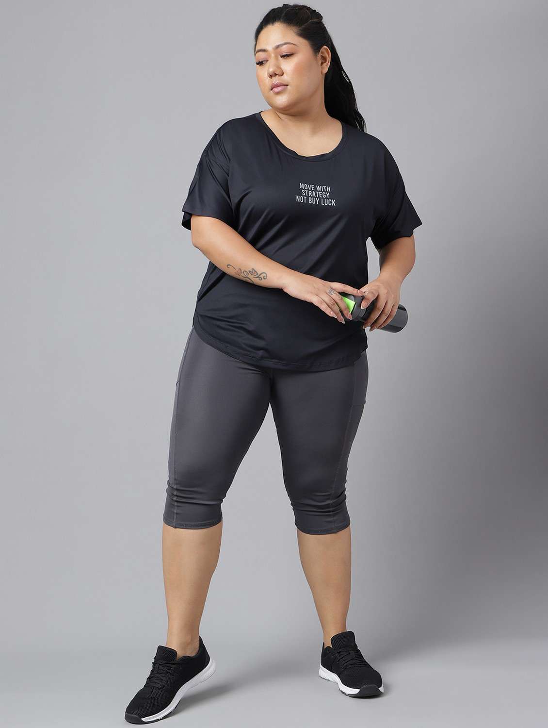 women black typographic round neck t-shirt - 21762446 - Standard Image - 4