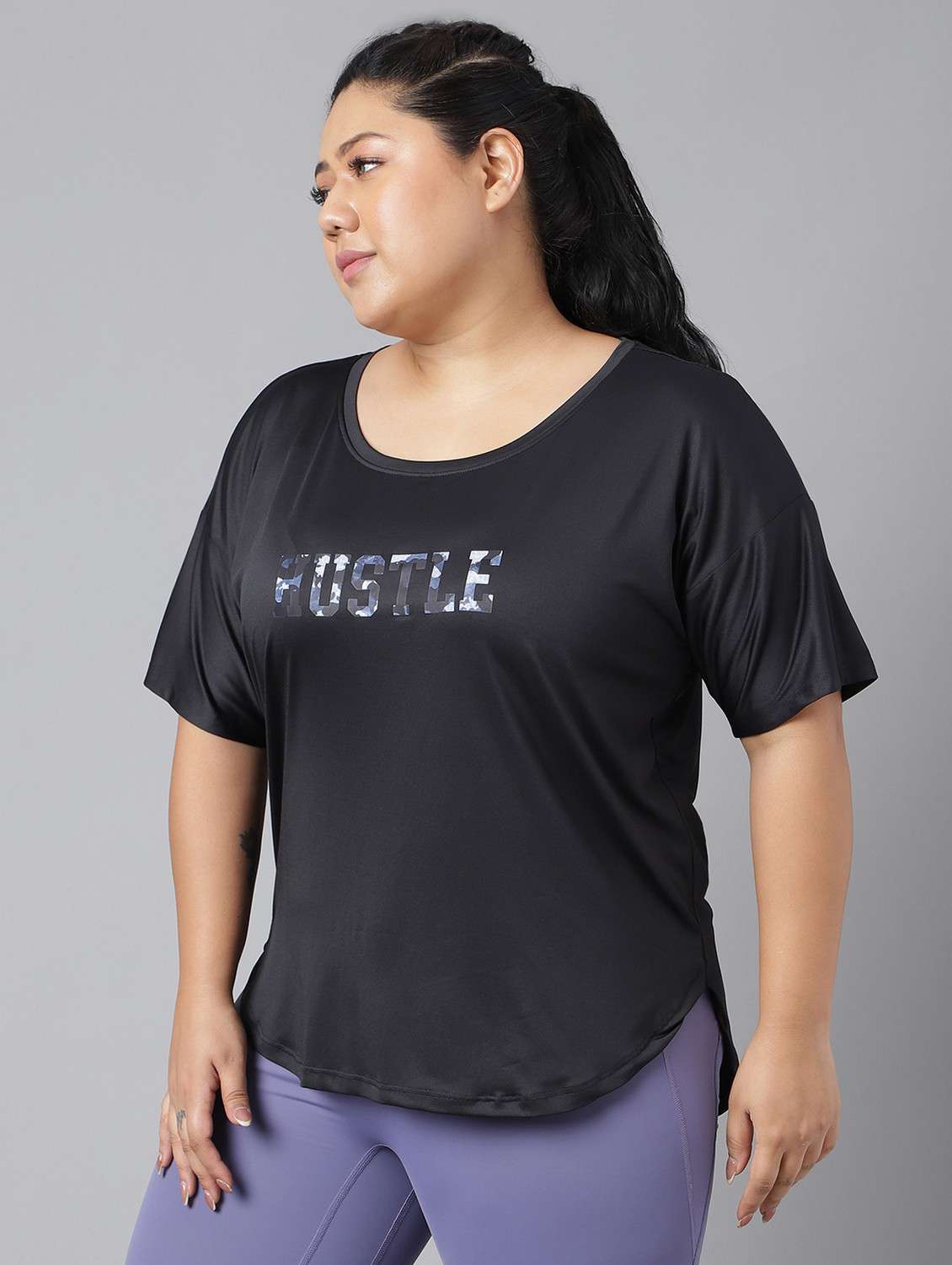 women black typographic round neck t-shirt - 21762467 -  Standard Image - 1