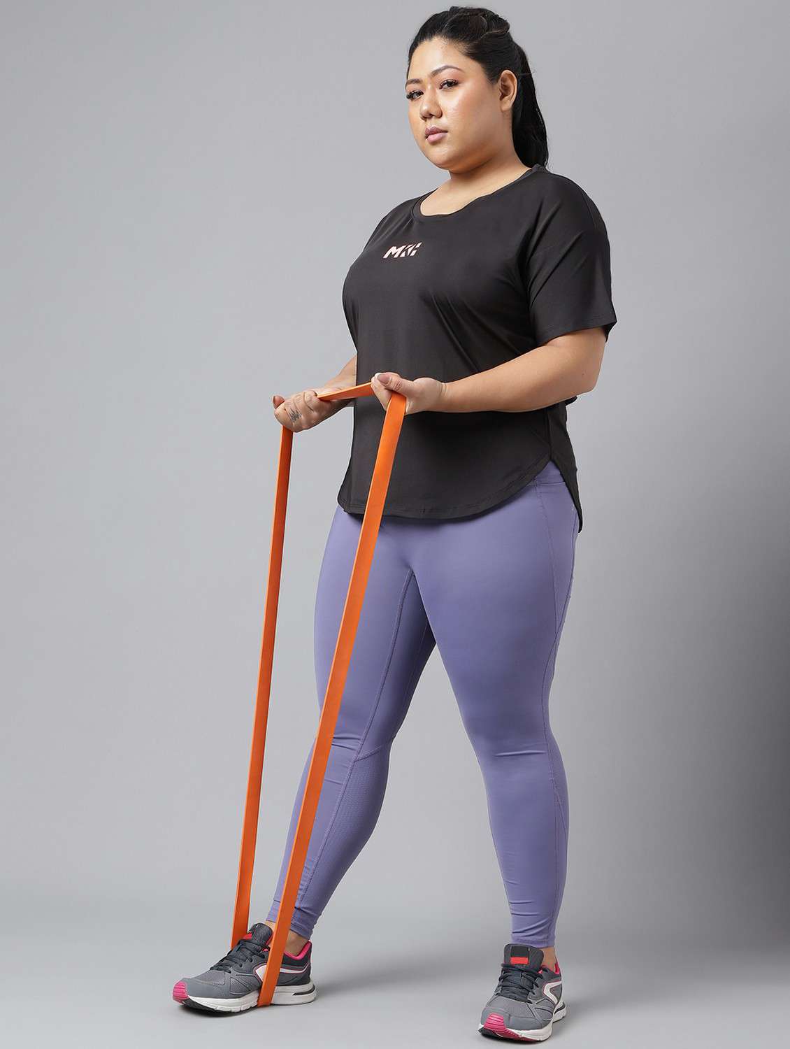 women black typographic round neck t-shirt - 21762468 -  Standard Image - 4