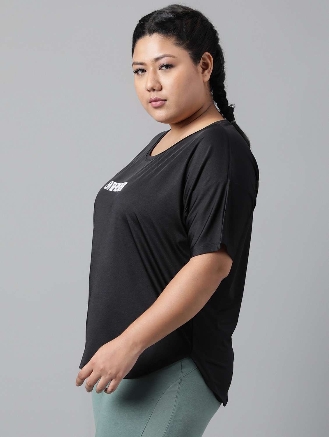 women black typographic round neck t-shirt - 21762522 -  Standard Image - 1