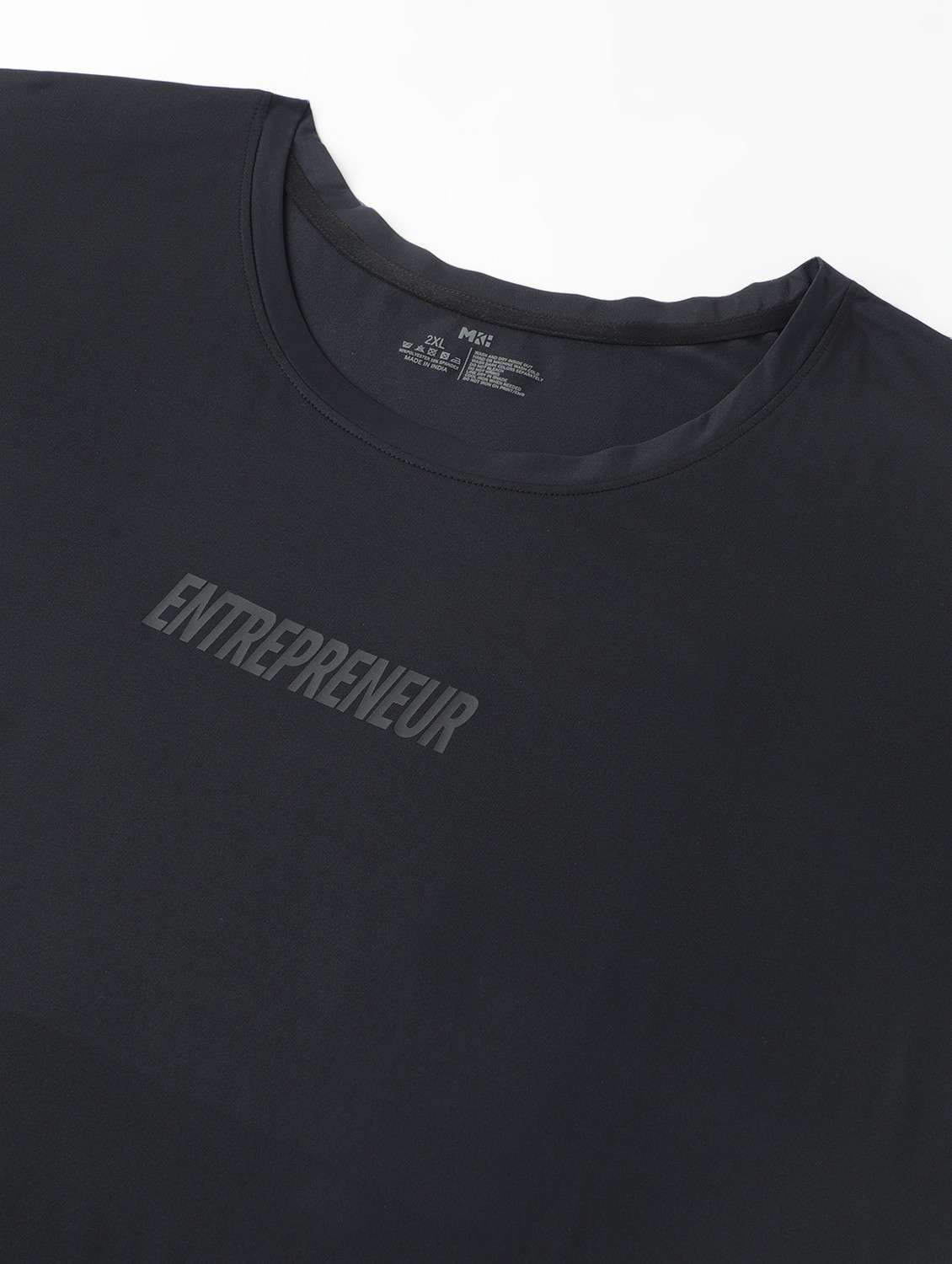 women black typographic round neck t-shirt - 21762537 -  Standard Image - 6