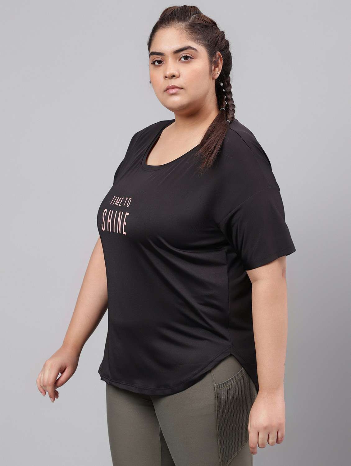 women black typographic round neck t-shirt - 21762546 -  Standard Image - 1
