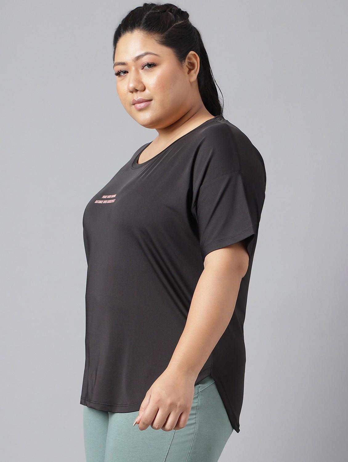 women black typographic round neck t-shirt - 21762561 -  Standard Image - 1