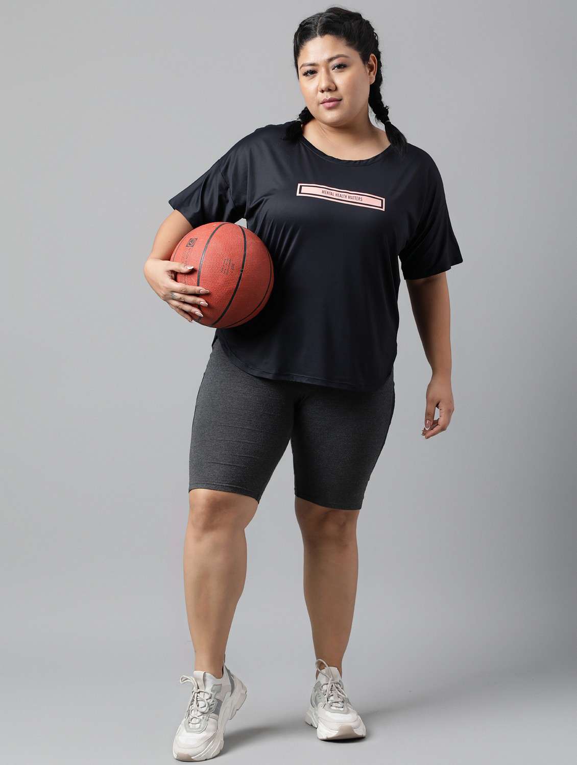 women black typographic round neck t-shirt - 21762562 -  Standard Image - 4