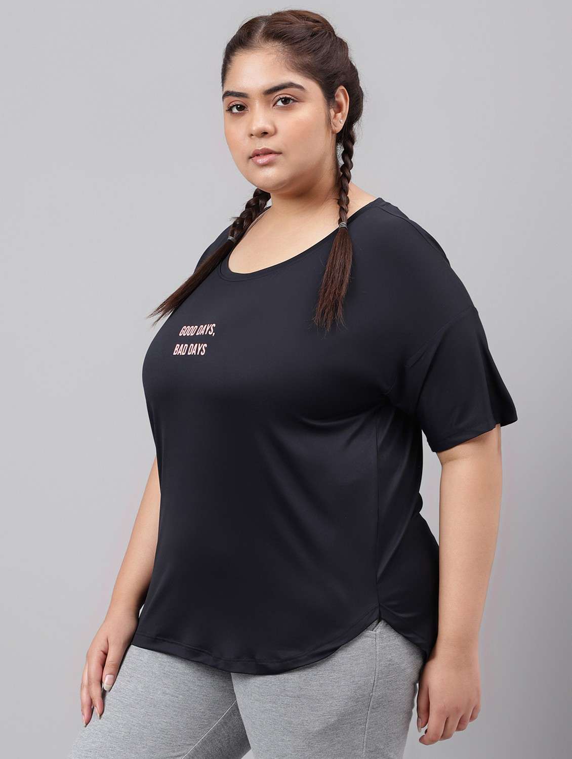 women black typographic round neck t-shirt - 21762563 -  Standard Image - 1